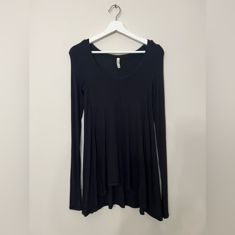 NWT FREE PEOPLE BLACK TUNIC XS